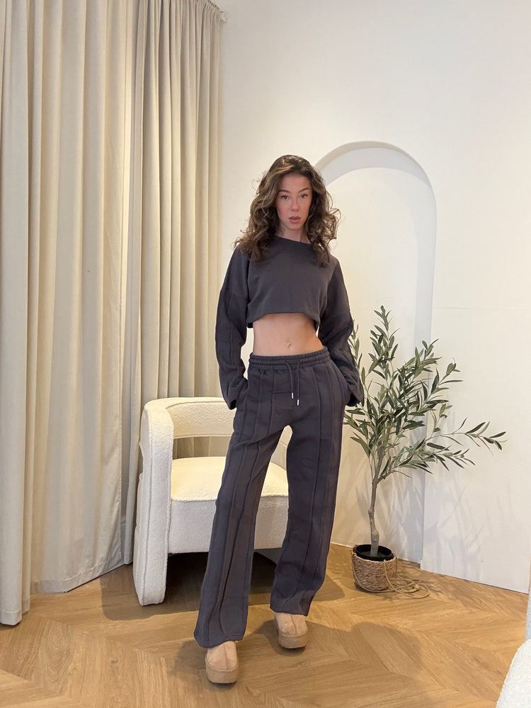 CHARCOAL SEAM DETAIL OVERSIZED CROP TOP & JOGGER FLEECE CO ORD